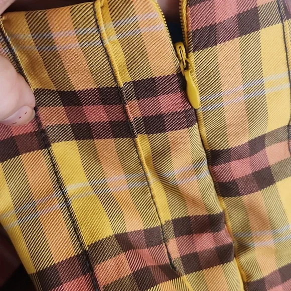 Pleated skirt  c26 - Picture 4 of 7